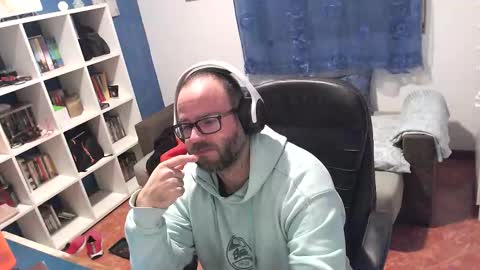 ravingr3d3 online show from 3, 12, 2025