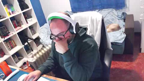 ravingr3d3 online show from 6, 1, 2026