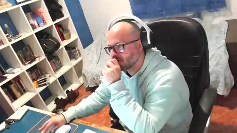 ravingr3d3 online show from 3, 3, 2026