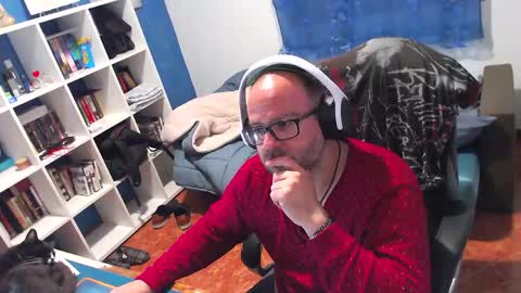 ravingr3d3 online show from 7, 4, 2026