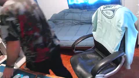 Snapshot of ravingr3d3 chatting on 12, 5, 2026 ravingr3d3 online show from 12, 5, 2026