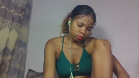 ravomamy online show from 4, 11, 2025