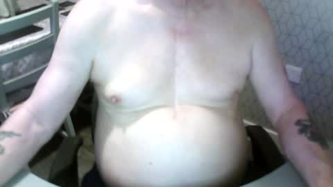 Snapshot of ray477 chatting on 5, 8, 2026 ray477 online show from 5, 8, 2026