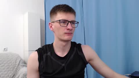 Snapshot of ray_booy chatting on 13, 11, 2025 Ray Booy online show from 13, 11, 2025