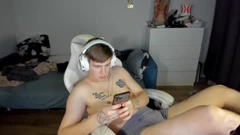 Snapshot of ray_hill chatting on 20, 9, 2025 Ray online show from 20, 9, 2025