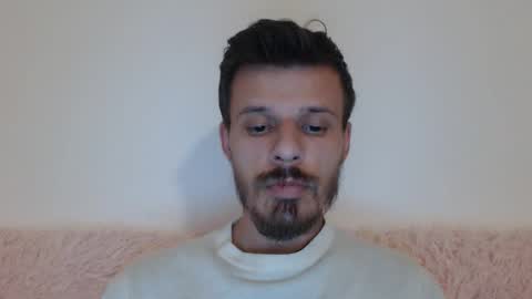 Snapshot of rayann27 chatting on 28, 10, 2025 rayan online show from 28, 10, 2025