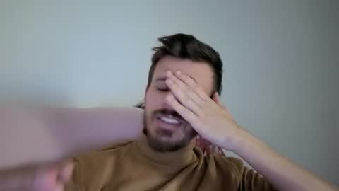 Snapshot of rayann27 chatting on 1, 11, 2025 rayan online show from 1, 11, 2025