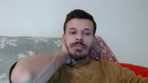 Snapshot of rayann27 chatting on 16, 12, 2025 rayan online show from 16, 12, 2025