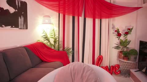 Raychell Black  online show from 14, 2, 2026