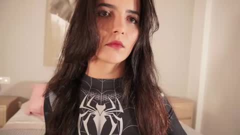 Raychell Black  online show from 22, 5, 2026