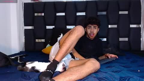 Snapshot of raydevil_ chatting on 18, 2, 2025 Rayn online show from 18, 2, 2025