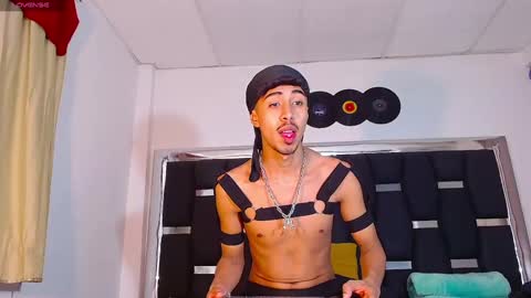 Snapshot of raydevil_ chatting on 19, 2, 2025 Rayn online show from 19, 2, 2025