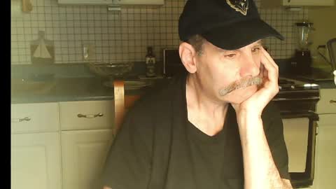 Snapshot of raylene4u2 chatting on 6, 5, 2026 Ray online show from 6, 5, 2026