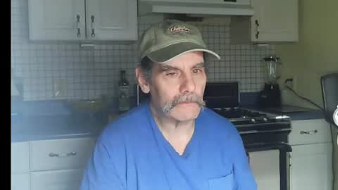 Snapshot of raylene4u2 chatting on 25, 6, 2026 Ray online show from 25, 6, 2026