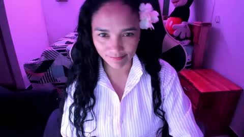 Snapshot of rayza_mature_ chatting on 6, 5, 2026 Danna online show from 6, 5, 2026