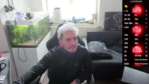 Rayzel online show from 4, 4, 2026