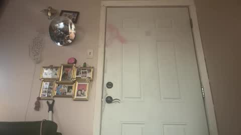 rcherrycola00 online show from 3, 5, 2026