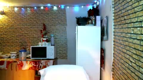 real_coupl3 online show from 3, 2, 2026