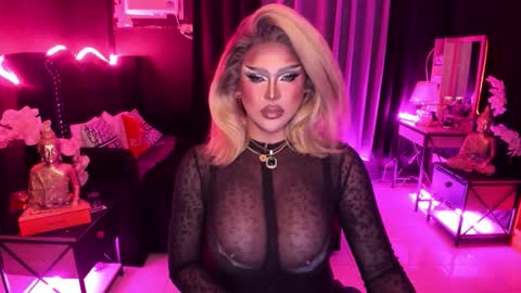 Snapshot of real_dom_phuta chatting on 17, 11, 2025 Miss Katrina De Futah Goddess of HELL online show from 17, 11, 2025