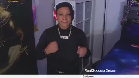 realgoddessdream online show from 17, 4, 2026