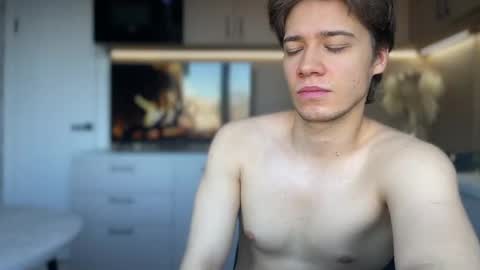 AliceEve online show from 20, 2, 2025