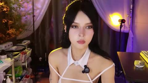 Snapshot of reaowna___ chatting on 22, 10, 2025 reaowna___ online show from 22, 10, 2025