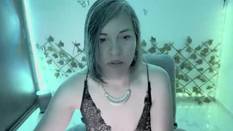 Rebbeca online show from 15, 2, 2026