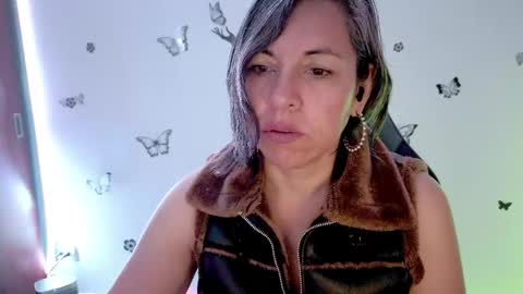 Snapshot of rebbeca09 chatting on 19, 4, 2026 Rebbeca online show from 19, 4, 2026