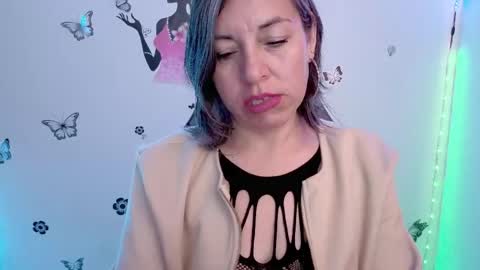 Snapshot of rebbeca09 chatting on 2, 6, 2026 Rebbeca online show from 2, 6, 2026