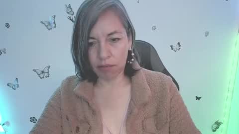 Snapshot of rebbeca09 chatting on 7, 6, 2026 Rebbeca online show from 7, 6, 2026