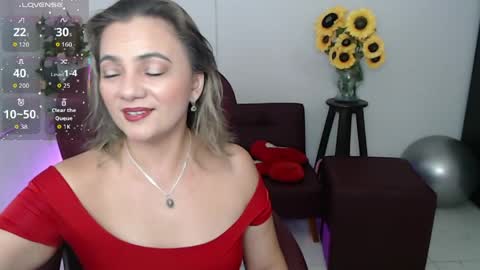 Snapshot of rebeca_milf chatting on 8, 4, 2026 REBECA online show from 8, 4, 2026