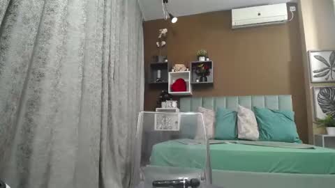 rebecablackx online show from 22, 11, 2025