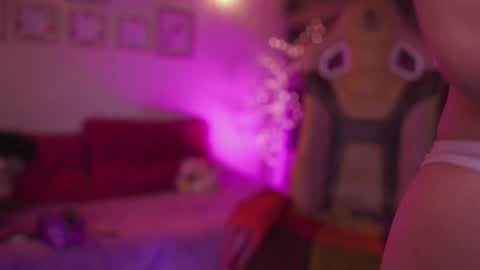 Snapshot of rebecah_1 chatting on 21, 11, 2025 Rebeca online show from 21, 11, 2025