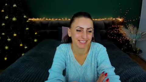 rebecca_diamonds online show from 4, 1, 2025