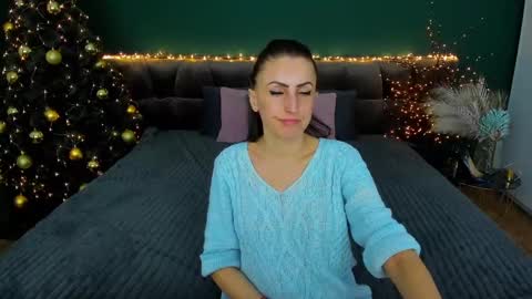 rebecca_diamonds online show from 6, 1, 2025