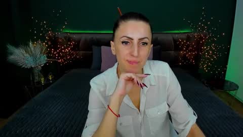 rebecca_diamonds online show from 17, 2, 2025
