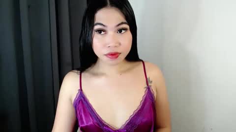 its me asian rebecca online show from 2, 2, 2026