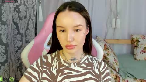 Rebecca online show from 4, 7, 2026