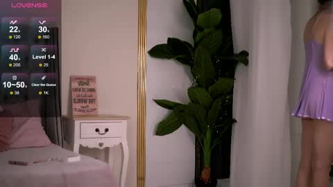 Snapshot of rebeccarese chatting on 1, 6, 2026 Rebecca online show from 1, 6, 2026