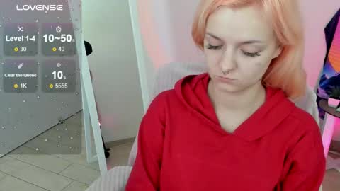 Snapshot of red_bestie_ chatting on 9, 9, 2025 Bestie online show from 9, 9, 2025