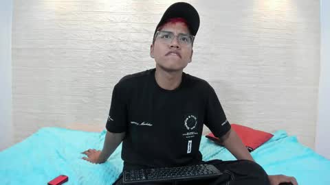 Snapshot of red_damon chatting on 3, 12, 2024 red_damon online show from 3, 12, 2024