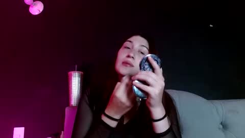 Snapshot of red_moonn chatting on 9, 7, 2026 IG OF red moonn online show from 9, 7, 2026