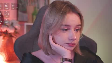 Snapshot of red_queeen chatting on 3, 12, 2024 QUEEN OF EVIL online show from 3, 12, 2024