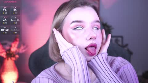 Snapshot of red_queeen chatting on 20, 1, 2025 QUEEN OF EVIL online show from 20, 1, 2025