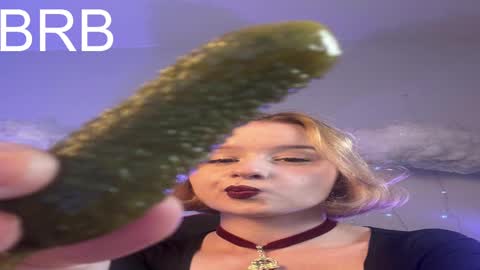 Snapshot of red_queeen chatting on 25, 2, 2025 QUEEN OF EVIL online show from 25, 2, 2025