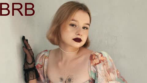 Snapshot of red_queeen chatting on 4, 3, 2025 QUEEN OF EVIL online show from 4, 3, 2025