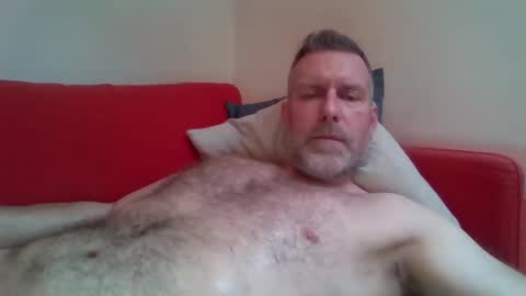 Red online show from 6, 1, 2025