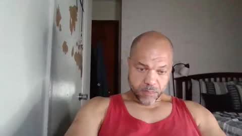 Snapshot of redbone441 chatting on 22, 4, 2026 Redbone online show from 22, 4, 2026