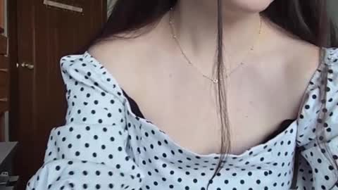 redginbluebersky online show from 30, 3, 2026