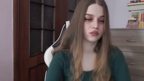 Lily online show from 28, 10, 2025